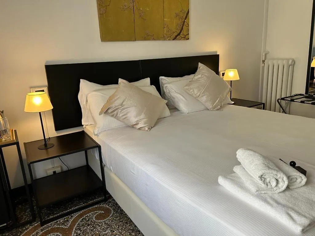 Brignole Rooms Genua Pensjonat