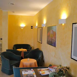 hotel-2000-gravedona.it-lombardy.com/