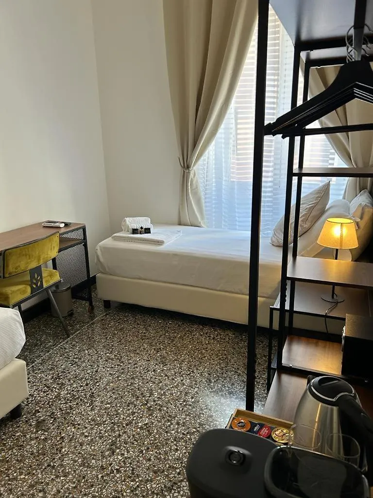 ג'נובה Brignole Rooms בית הארחה