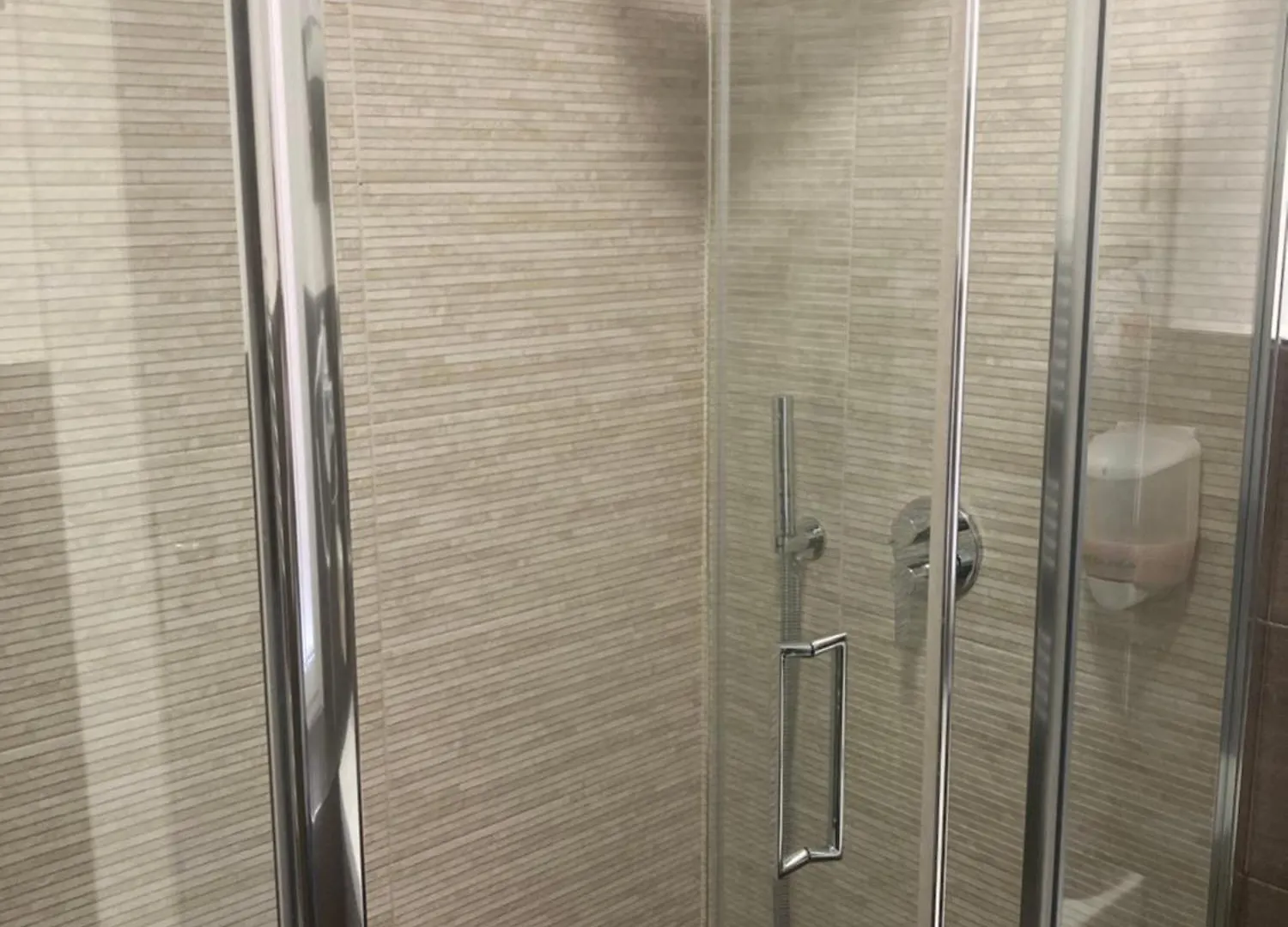 ג'נובה Brignole Rooms בית הארחה